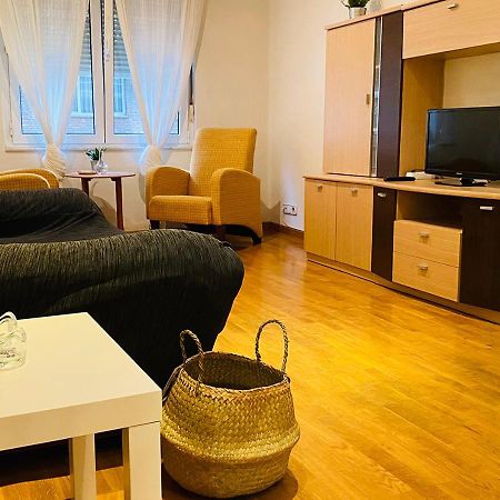 Piso 3 Habitaciones Al Lado Del Auditorio Y A 5 Min De Oviedo Centro Eksteriør billede